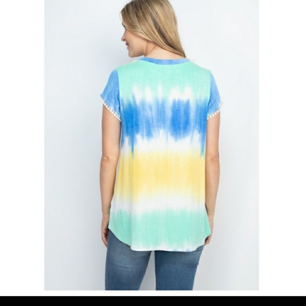 Cute Tie Dyed Tunic Top with Embellished Sleeves White Blue Yellow Green - Picture 3 of 7